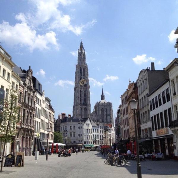 Living History - Suikernest Aparthotel Antwerp Luaran gambar